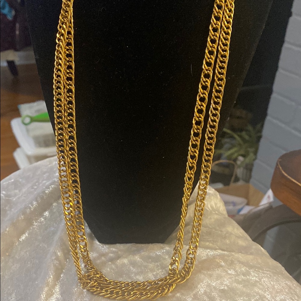Vintage Crown TRIFARI Gold-tone Necklace